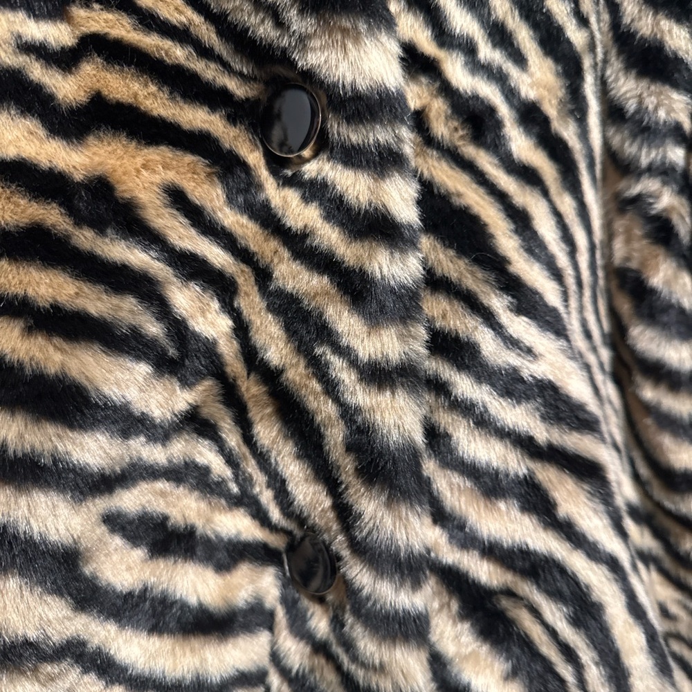 Kate Spade Zebra Striped Faux Fur Teddy Jacket - Picture 13 of 13